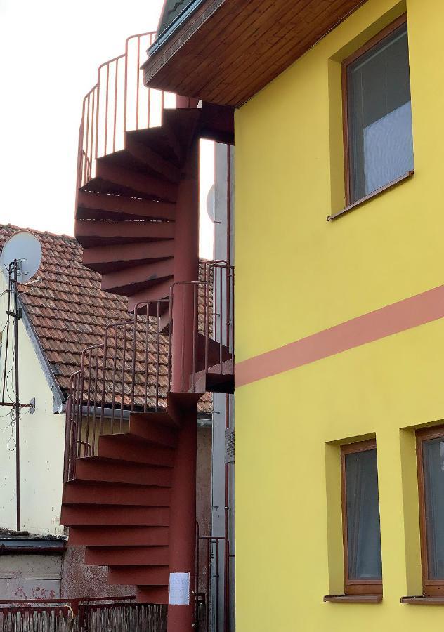 2-Izbovy Apartman Mlynica S Balkonom Exteriér fotografie