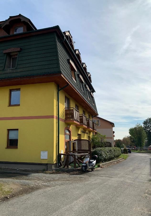 2-Izbovy Apartman Mlynica S Balkonom Exteriér fotografie